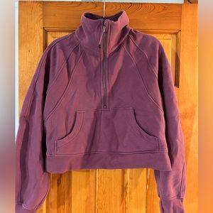 Lululemon cropped scuba